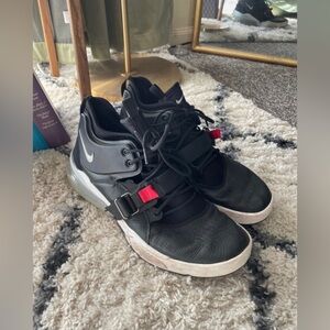 Nike Air Force 270 Sneakers Black and Red with Straps - Mens